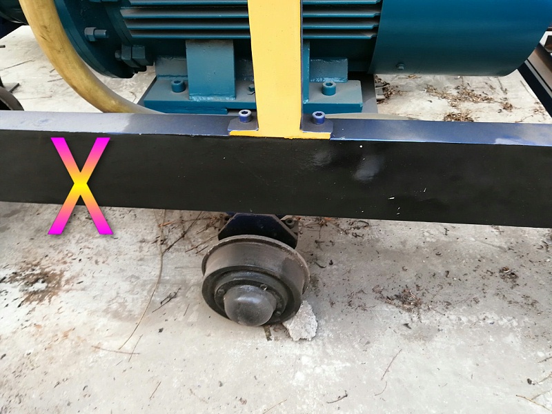 青島混凝土輸送泵價(jià)格 (14)