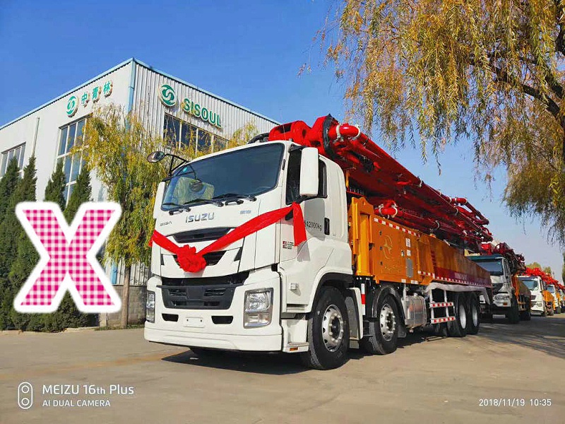 青島小型混凝土泵車價格 (35)