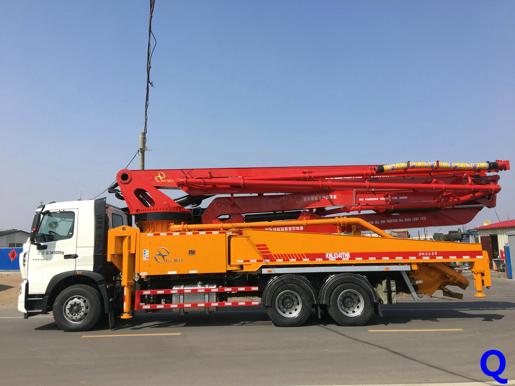 小型混凝土泵車，小型泵車，天泵