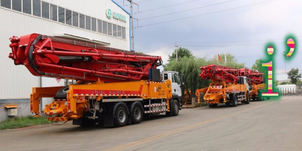 吊運(yùn)或重心不穩(wěn)造成泵車傾倒應(yīng)如何預(yù)防？咨詢泵車價(jià)格，就來科尼樂