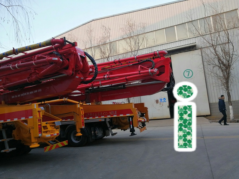 青島小型混凝土泵車價格