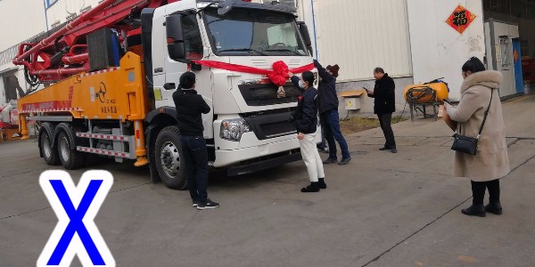 小型泵車液壓油質量嚴格把控，才能讓小型混凝土泵車牛到飛起（二）