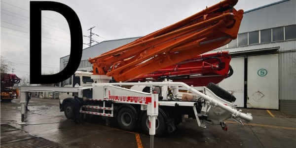 混凝土泵堵管時，可通過正反泵判斷部位