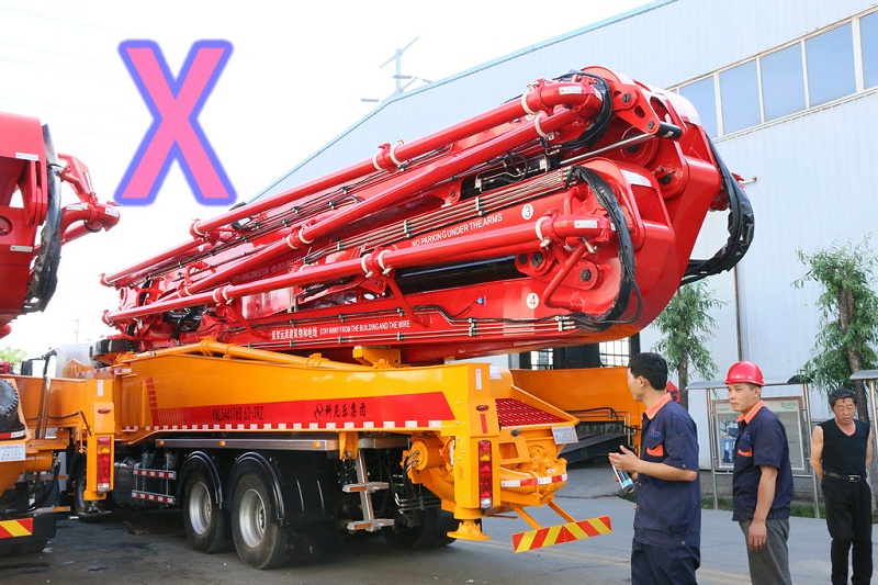 青島小型混凝土泵車價格