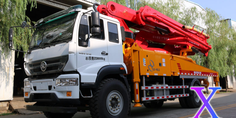 小型混凝土泵車保證混凝土澆筑的質(zhì)量，正確的做法是什么？——科尼樂(lè)