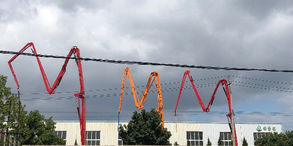 泵車滲漏現象怎么解決